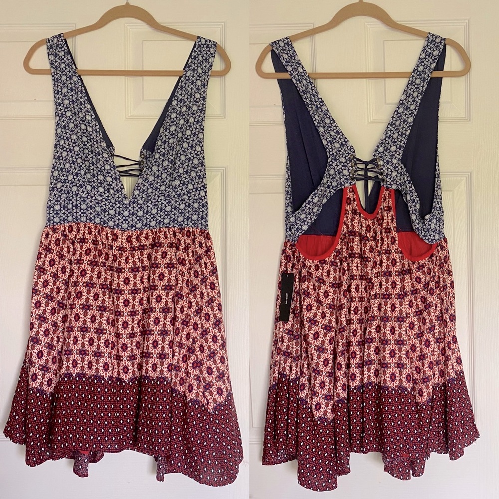 Floral Patchwork V‑Back Mini Dress in Navy and Red